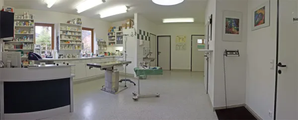 Untersuchungsraum der Tierarztpraxis Damm